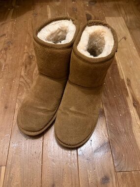 Minnetonka Boots